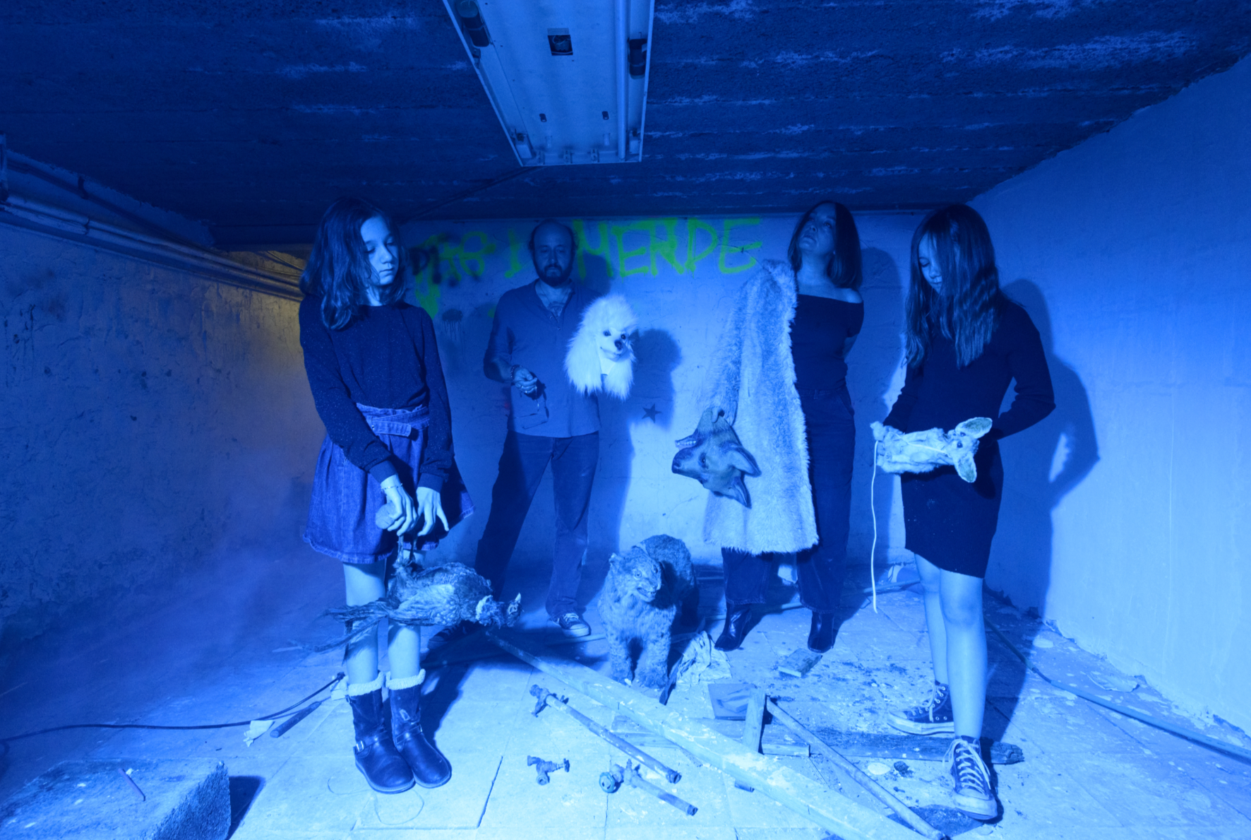 Arnaud Théval Partie de chasse, diorama inversé n°12 (2025) Université de Liège.