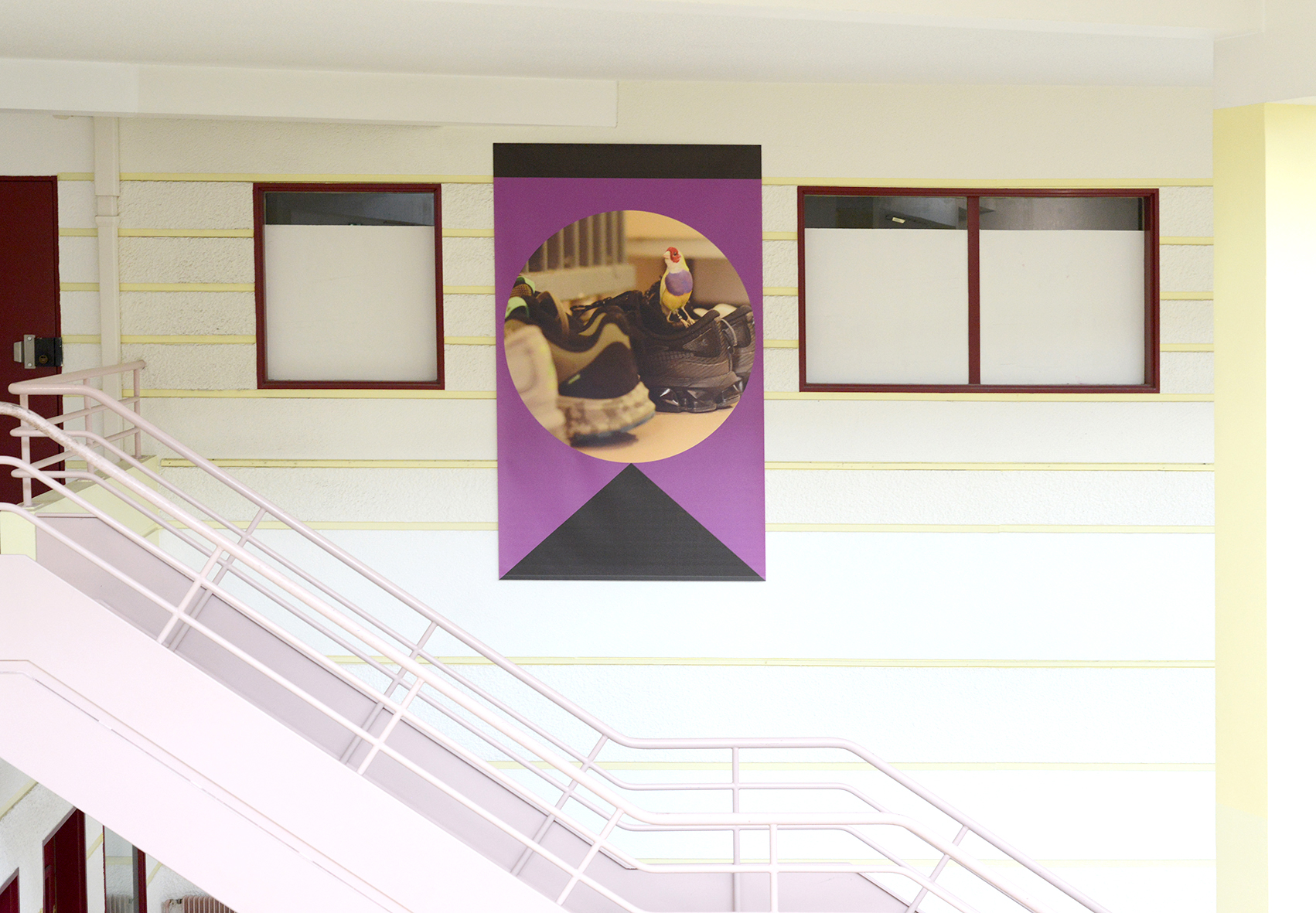 Arnaud Théval "Histoire animale de la prison" (2024) centre pénitentiaire de Villefranche-sur-Saône. Six tirages sur bâche, format 160 cm x 260 cm.