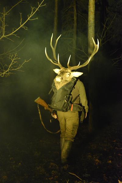 Arnaud Théval Familles dévorantes (2025)
