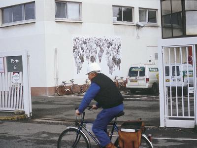Proximités (2001), détail des pièces installées dans les chantiers de l'Atlantique.